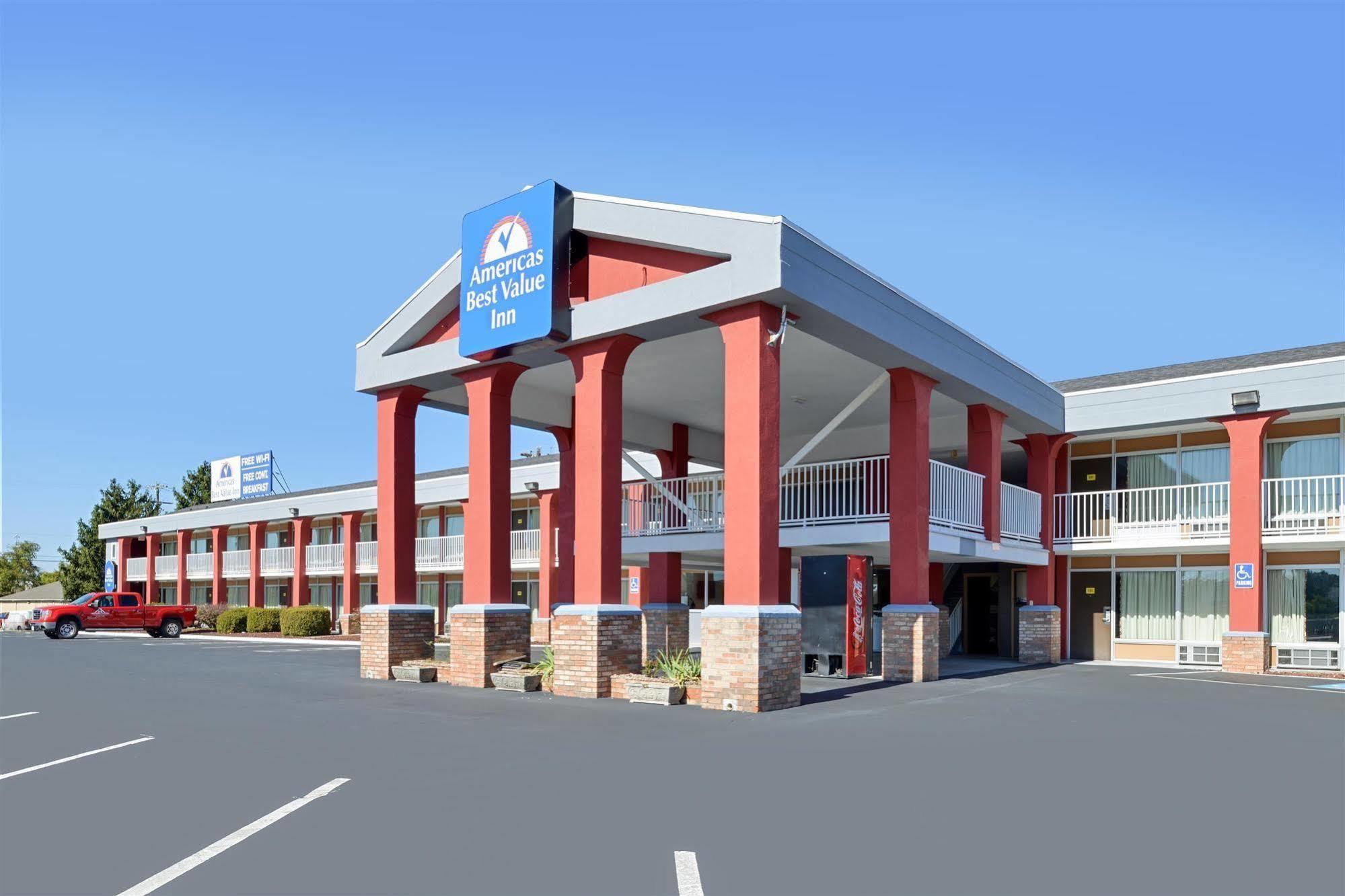 Red Roof Inn Berea Esterno foto